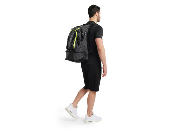 Arena Fastpack 3.0 Ryggsekk 40 L Svart/Gul | Svømmesekk | Svømmebag 